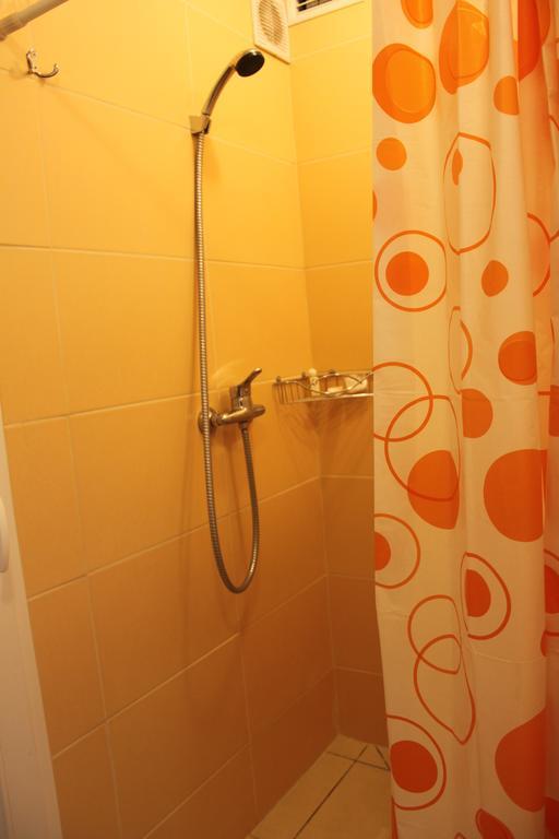 Westend Hostel Kyiv Exterior photo