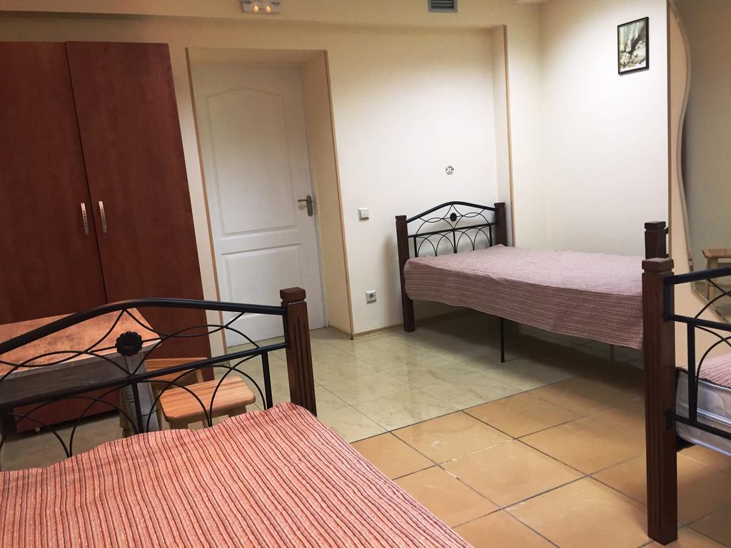 Westend Hostel Kyiv Room photo
