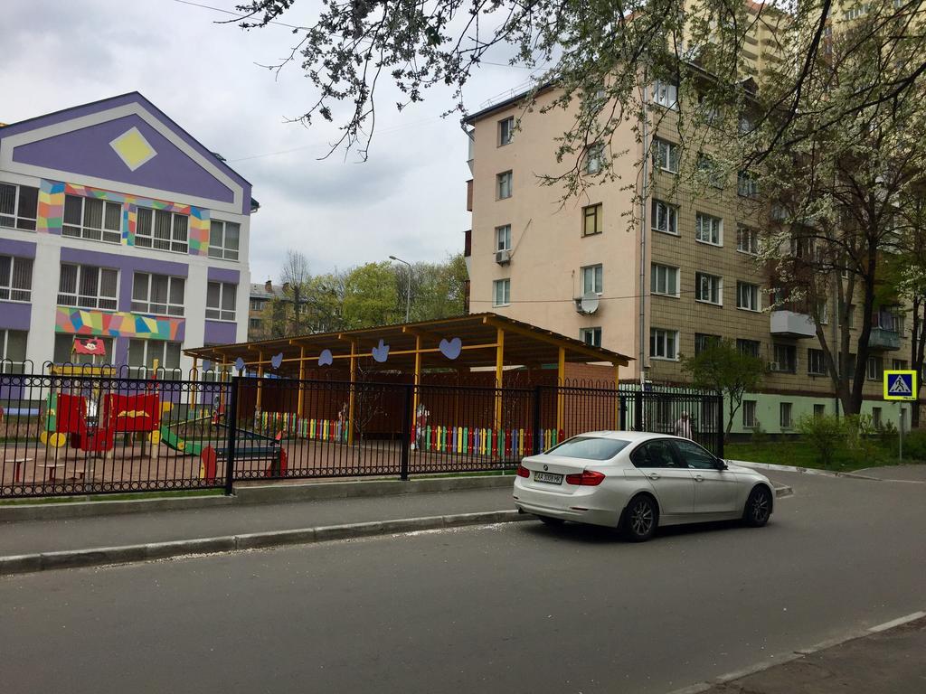 Westend Hostel Kyiv Exterior photo